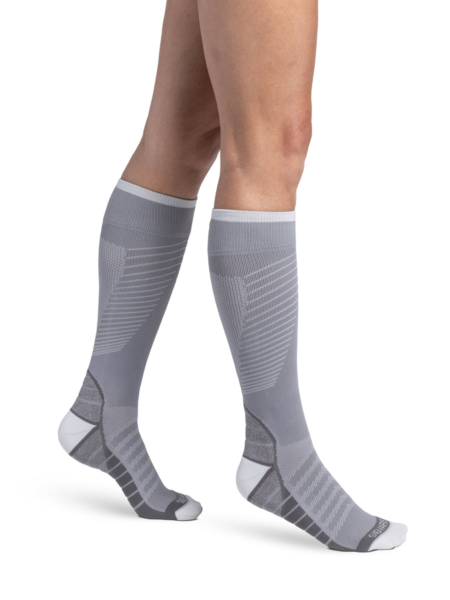Sigvaris Motion Flow Tech Women's Knee High 20-30 mmHg, Cool Grey