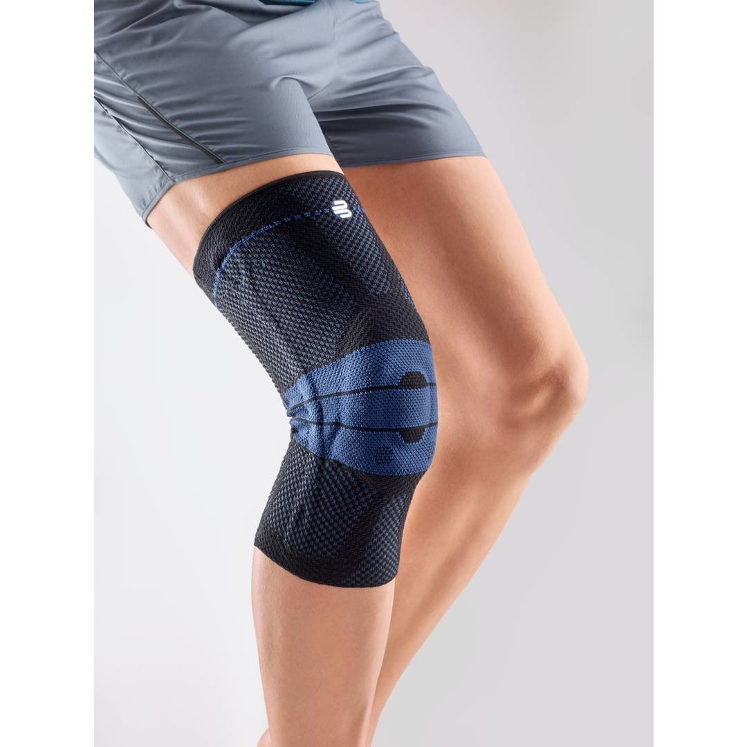 Bauerfeind GenuTrain® Knee Support, Black